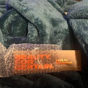 Soft to Sculpted Eyeshadow Palette